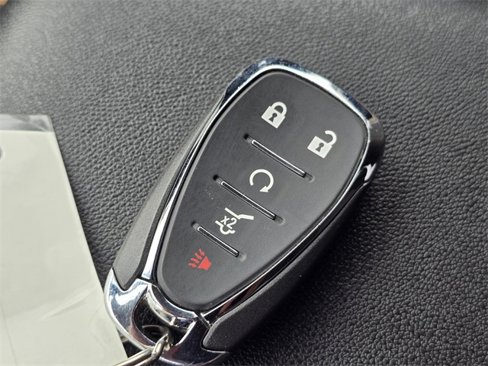 Used 2021 Chevrolet Equinox LT image 9