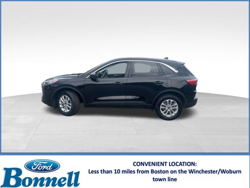 Used 2022 Ford Escape SE image 2