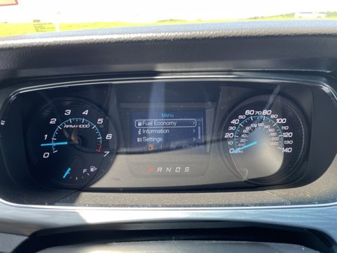Used 2018 Ford Taurus SEL image 20