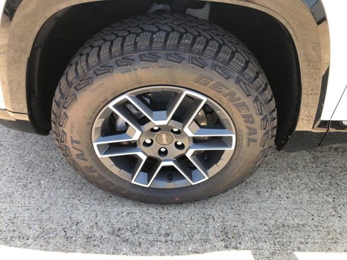 New 2026 GMC Terrain AT4 image 43