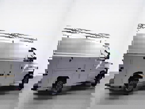 Used 2015 Ford E-350 and Econoline 350 Super Duty image 4