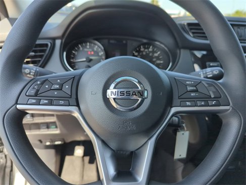 Certified 2020 Nissan Rogue Sport S image 39