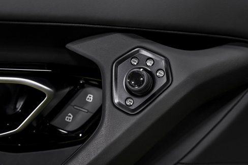 Used 2023 Lamborghini Huracan EVO image 10