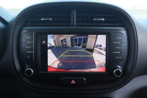 Used 2023 Kia Soul LX w/ LX Technology Package image 30