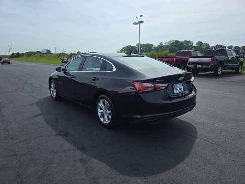 Used 2021 Chevrolet Malibu LT image 3