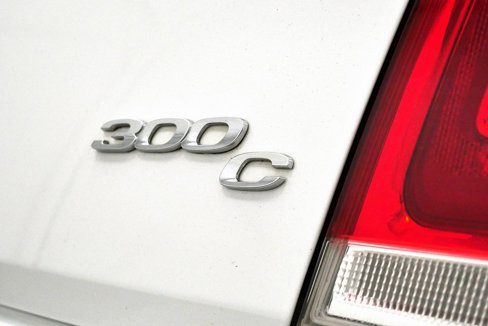 Used 2016 Chrysler 300 C Platinum image 10