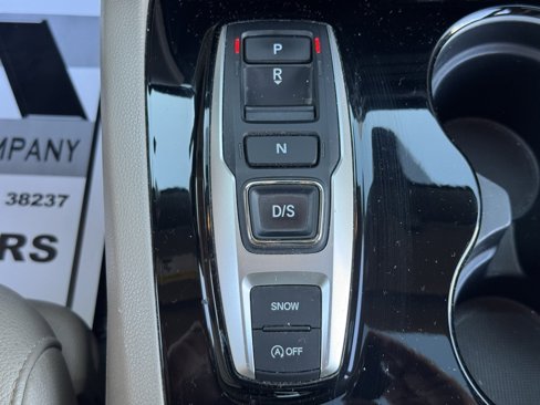 Used 2020 Honda Pilot Touring image 29