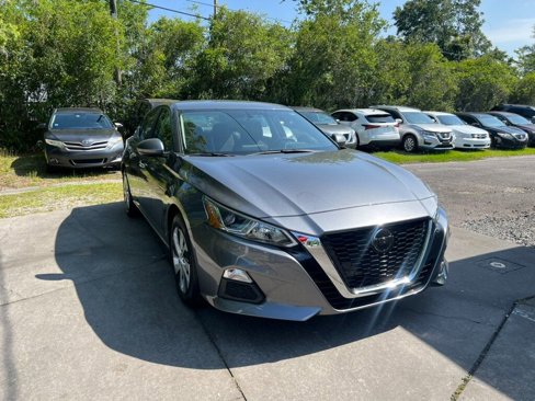 Used 2020 Nissan Altima 2.5 S image 1