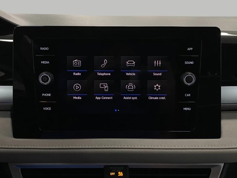 New 2025 Volkswagen Taos SE image 20