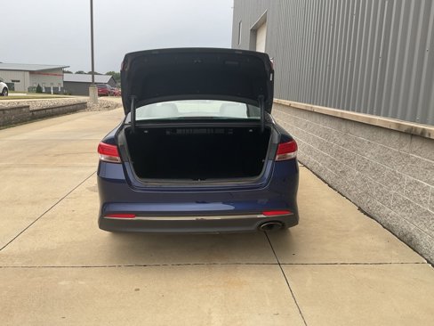Used 2016 Kia Optima EX w/ Premium Package image 21