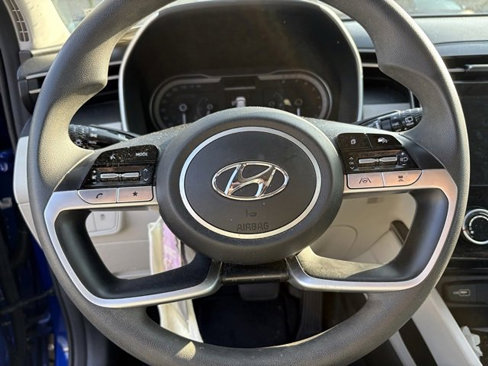 Certified 2024 Hyundai Tucson SE image 11