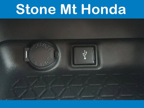 Used 2021 Toyota RAV4 XLE image 29