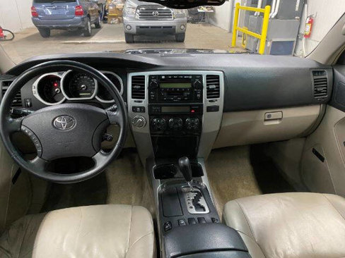 Used 2004 Toyota 4Runner Limited image 20