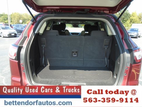 Used 2017 Chevrolet Traverse LT w/ Traveler's Package image 22