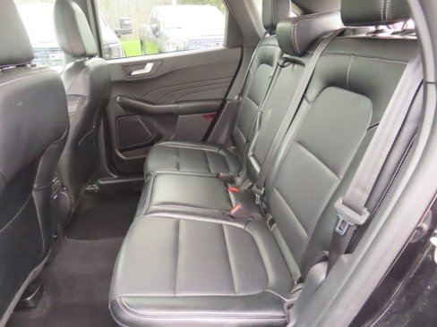 Used 2024 Ford Escape Platinum image 23