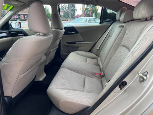 Used 2017 Honda Accord LX image 12