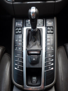 Used 2017 Porsche Macan GTS image 34