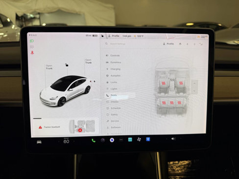 Used 2020 Tesla Model 3 Standard Range Plus image 14