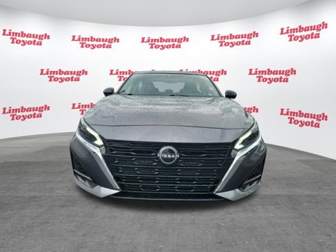 Used 2024 Nissan Altima 2.5 SV image 21