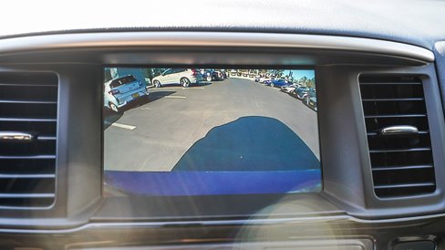 Used 2020 Nissan Pathfinder SV image 25