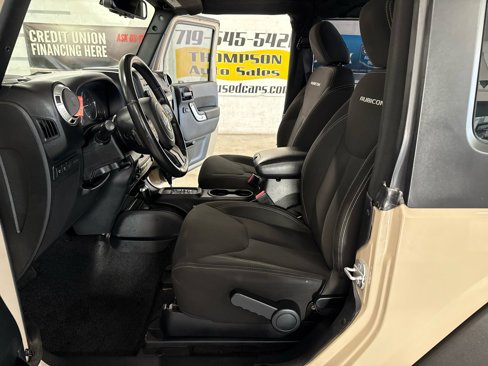 Used 2016 Jeep Wrangler Rubicon w/ Power Convenience Group image 8