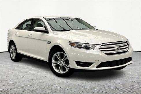 Used 2016 Ford Taurus SEL image 12