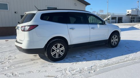Used 2016 Chevrolet Traverse LT image 8