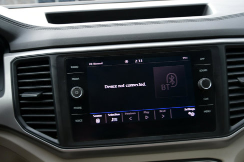 Used 2020 Volkswagen Atlas SE w/ Panoramic Sunroof Package image 17