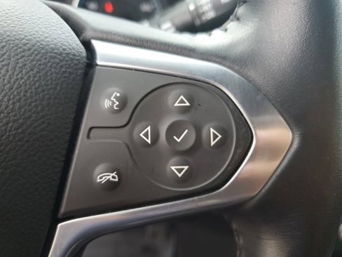 Used 2022 Chevrolet Traverse RS image 35