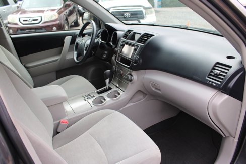 Used 2013 Toyota Highlander 4WD image 18