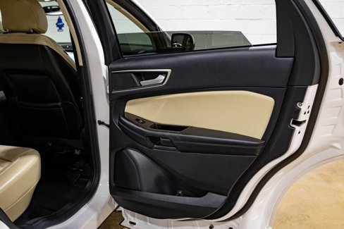 Used 2016 Ford Edge SEL w/ Equipment Group 201A image 28
