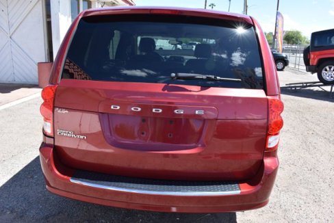 Used 2016 Dodge Grand Caravan SE w/ Quick Order Package 29E SE image 4