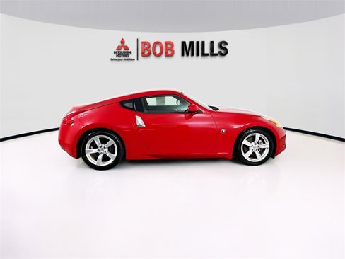 Used 2011 Nissan 370Z Coupe image 8