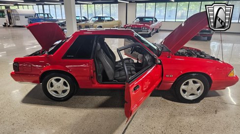 Used 1988 Ford Mustang LX image 20