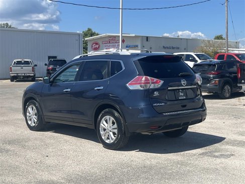 Used 2015 Nissan Rogue SV image 3