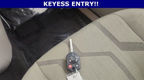 Used 2016 Ford Transit Connect XLT image 18