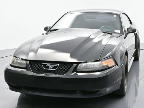 Used 2003 Ford Mustang GT image 3