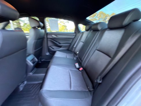 Used 2019 Honda Accord Sport image 13