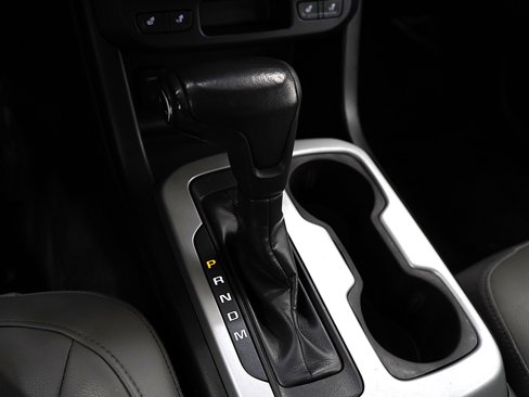 Used 2015 Chevrolet Colorado LT w/ Luxury Package image 22