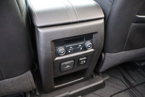 Used 2018 Chevrolet Traverse Premier image 45