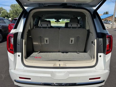 Used 2022 GMC Acadia Denali w/ Trailering Package image 21