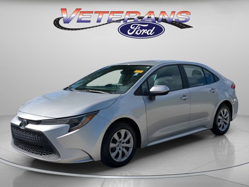Used 2021 Toyota Corolla LE image 1