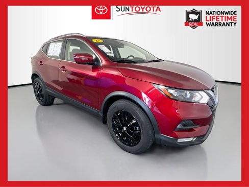Used 2021 Nissan Rogue Sport SV image 1