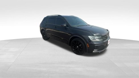 Used 2021 Volkswagen Tiguan SE R-Line image 10