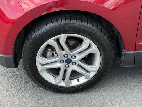 Used 2018 Ford Edge Titanium w/ Technology Package image 13