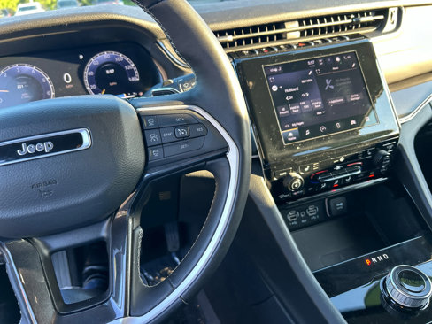 Certified 2022 Jeep Grand Cherokee L Laredo w/ Luxury Tech Group I image 38