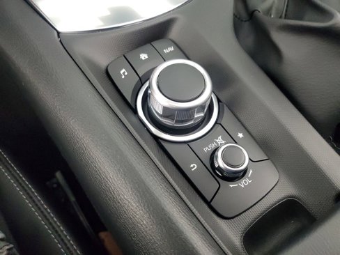 Used 2023 MAZDA MX-5 Miata Grand Touring image 16
