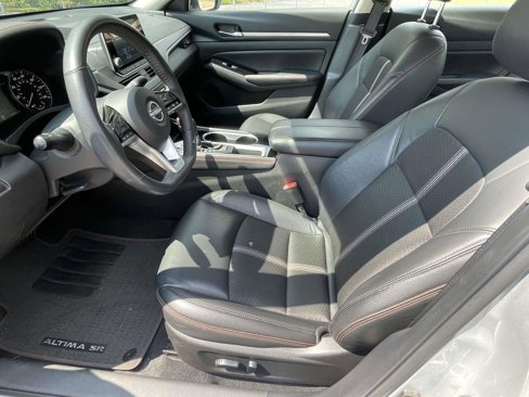 Used 2024 Nissan Altima 2.5 SR image 14