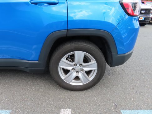 Used 2022 Jeep Compass Latitude w/ Convenience Group image 11