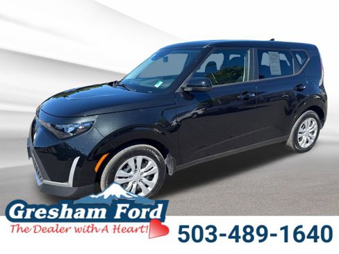 Used 2023 Kia Soul LX image 1